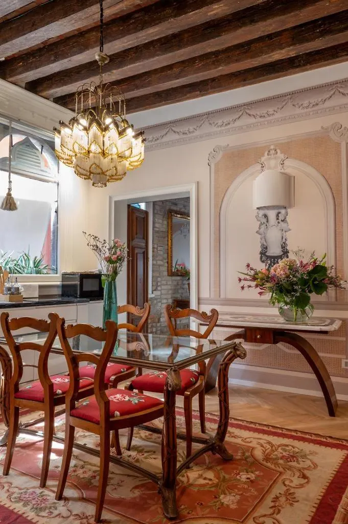 A Casa Tua 1 Apartment Venice 0*,